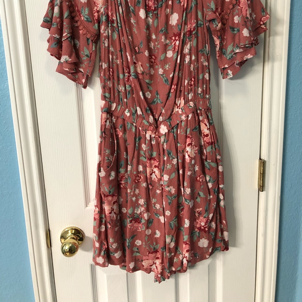 Target Romper - Picture 3 of 4